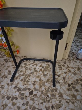 Mesa auxiliar plegable para sofá