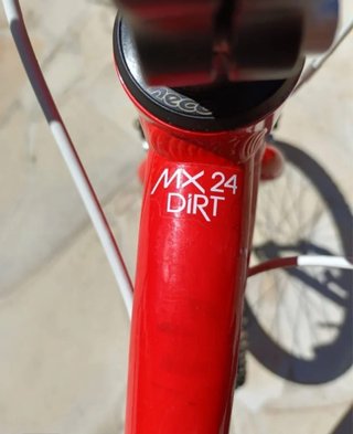 Bicicleta Orbea MX 24 Dirt Roja