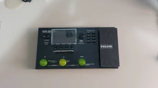 Multiefectos NUX MG30 + Control M-vave Chocolate