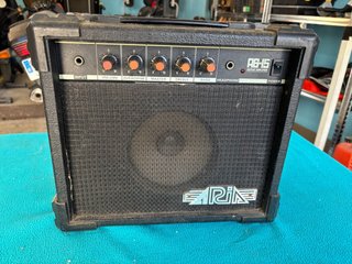 Amplificador Guitarra Aria AG-15 15W