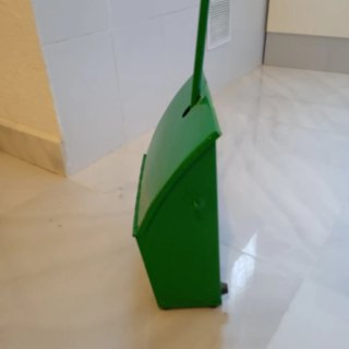 Recogedor de metal