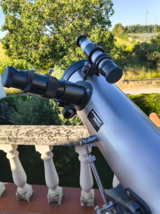 ECLIPSE* Telescopio Celestron Powerseeker 76 AZ