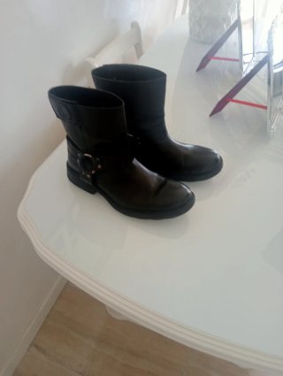 Botas de agua altas negras