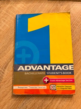 Libros 1° Bachillerato. Lote 100 € ó 22 € / libro