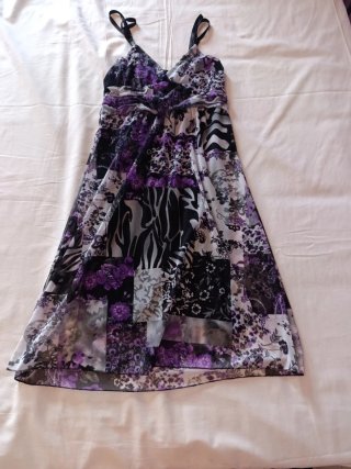 Vestito corto fantasia floreale nero viola