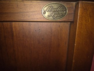 Cabecero y mesillas de madera