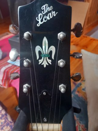 Guitarra The Loar LH-309-VS Archtop