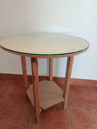 Mesa camilla pequeña con cristal