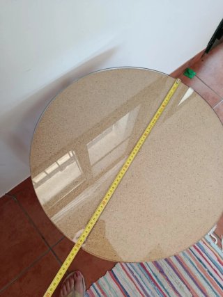 Mesa camilla pequeña con cristal