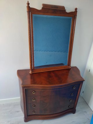 Dormitorio completo madera noble