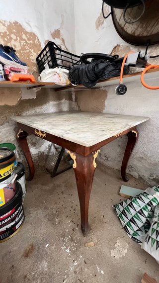 2 Mesas antiguas de madera de alta calidad