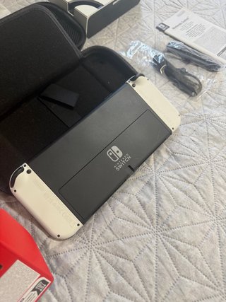 Nintendo Switch OLED Blanca y Negra