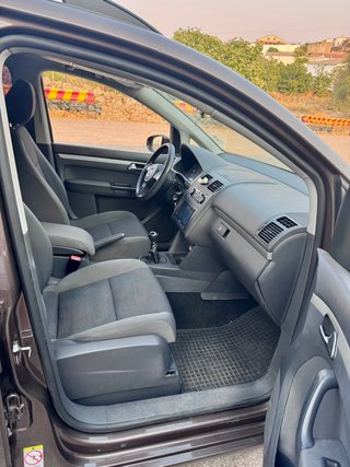 Volkswagen Touran 2012