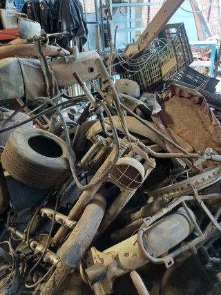 Piezas de moto clásica y recambios