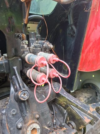 Tractor Massey Ferguson 5465
