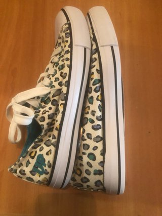 Zapatillas deportivas leopardo T39