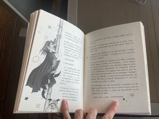Kika Superbruja y el libro de hechizos