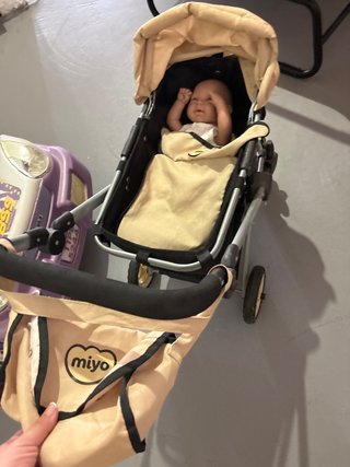 Carrito muñecas Miyo El Corte Inglés
