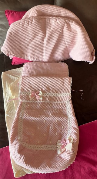 Funda y cubre capazo/sillita rosa
