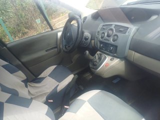 Renault Scenic 1.4cc avería centralita 2006 am C