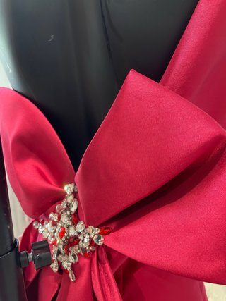 Vestido fiesta rojo asimétrico T: 42