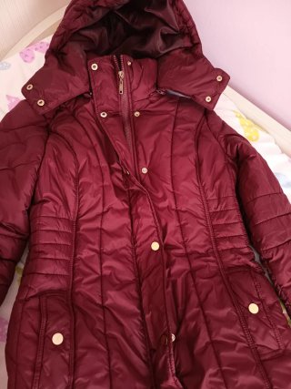Cazadora acolchada. Talla M