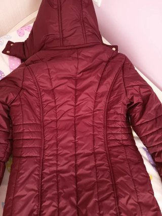 Cazadora acolchada. Talla M