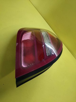 PILOTO TRASERO IZQUIERDO NISSAN ALMERA II N16