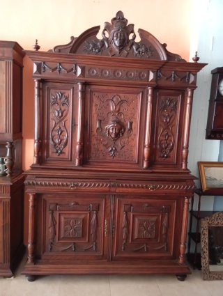Mueble de madera tallada francés madera nogal