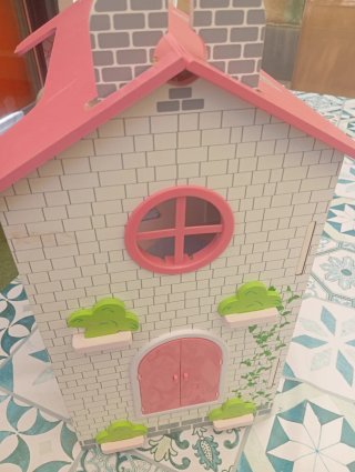 Casita de muñecas de madera Playtive Junior