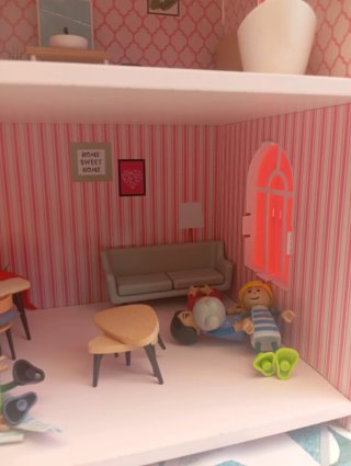 Casita de muñecas de madera Playtive Junior