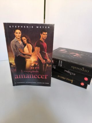 Libros saga crepúsculo