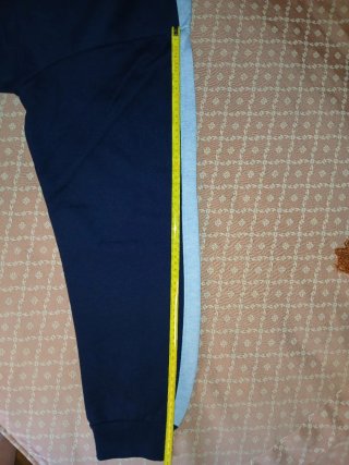 Sudadera azul sin estrenar