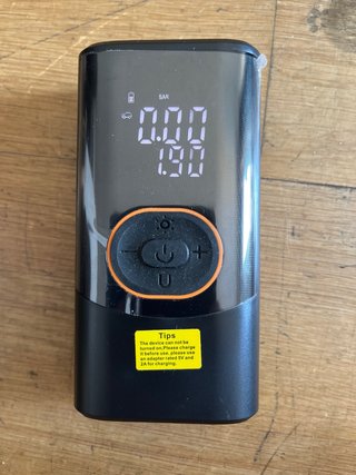 Bomba de aire portátil recargable