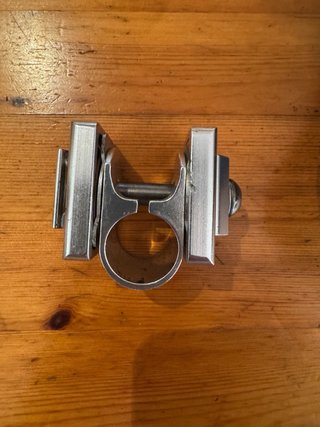 Soporte sillín Brompton y sillín Fi'zi:k