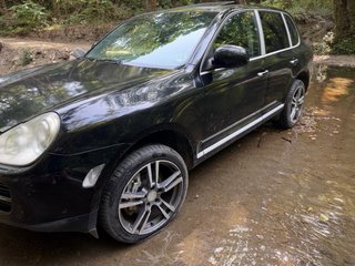 Porsche Cayenne 2004