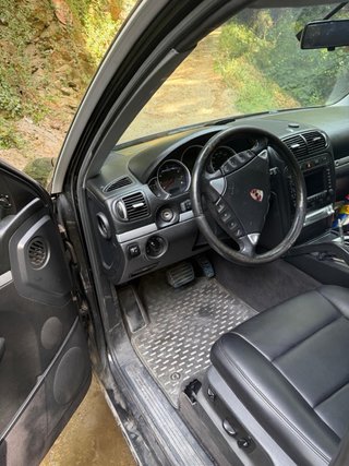Porsche Cayenne 2004