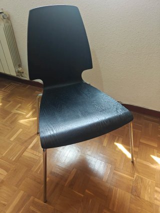 Juego 4 sillas apilables comedor IKEA