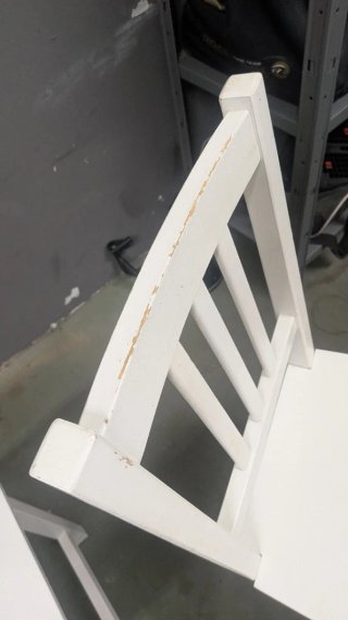 Sillas de madera blancas Ikea (3 unidades)