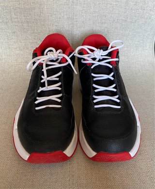 Zapatillas Nike Jordan Max Aura 3 (Negras y Rojas)