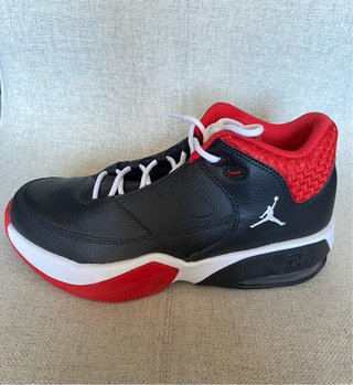Zapatillas Nike Jordan Max Aura 3 (Negras y Rojas)