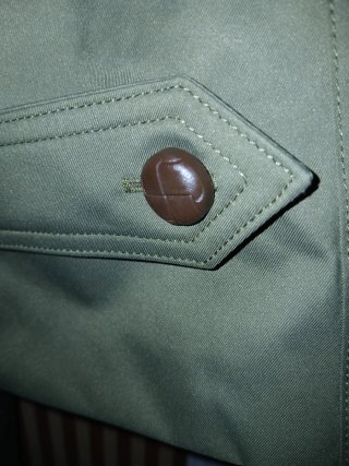 Gabardina verde forrada de paño
