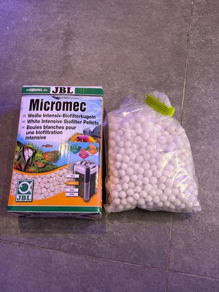 JBL Micromec Biofilter 875 gramos