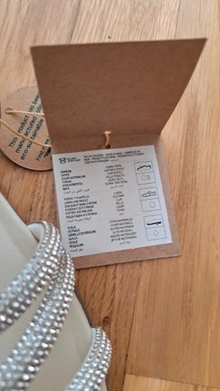 Sandalias Gioseppo Piel Beige/Plata con Estrás