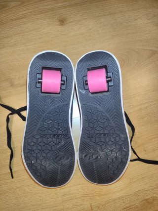 Zapatillas Heelys Negras y Rosas