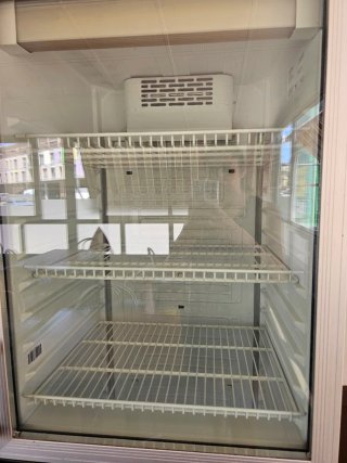 Cámara de refrescos expositora