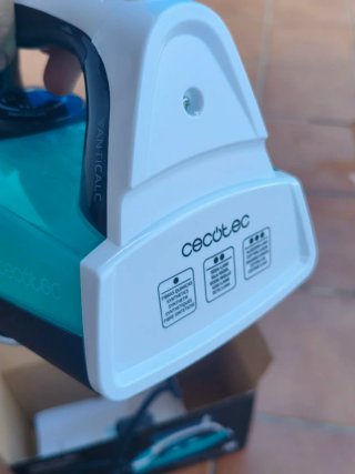Plancha de vapor Cecotec ForceTitanium 450