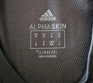 Camiseta Adidas Negra