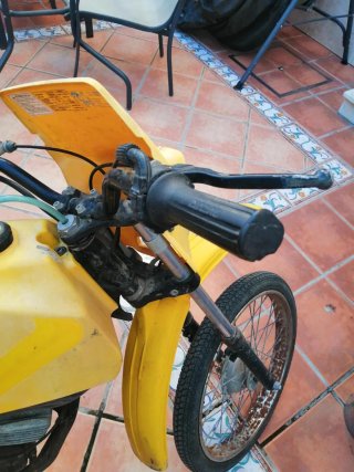 Suzuki Minicros 49cc Amarilla