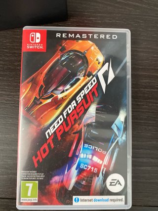 Nintendo Switch + Mario Kart 8 Deluxe